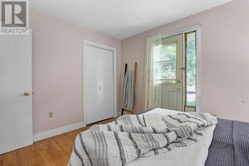 18 Grandy Road, Kawartha Lakes, ON - Indoor Photo Showing Bedroom