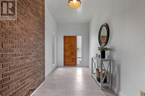 18 Grandy Road, Kawartha Lakes, ON - Indoor Photo Showing Other Room