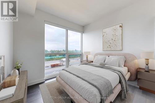 906 - 95 Mcmahon Drive, Toronto (Bayview Village), ON - Indoor Photo Showing Bedroom