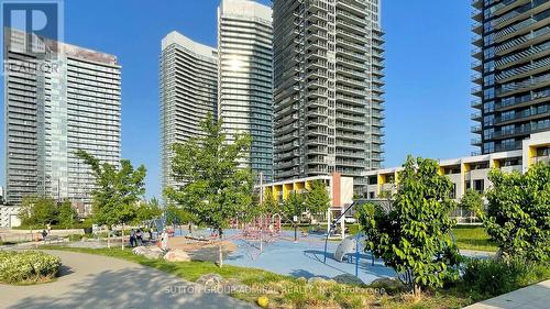 906 - 95 Mcmahon Drive, Toronto (Bayview Village), ON - Outdoor With Balcony With Facade