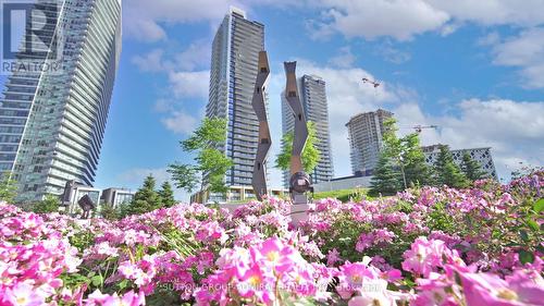 906 - 95 Mcmahon Drive, Toronto (Bayview Village), ON - Outdoor With Facade