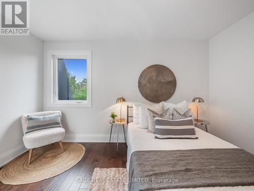 72 Curzon Street, Toronto (South Riverdale), ON - Indoor Photo Showing Bedroom