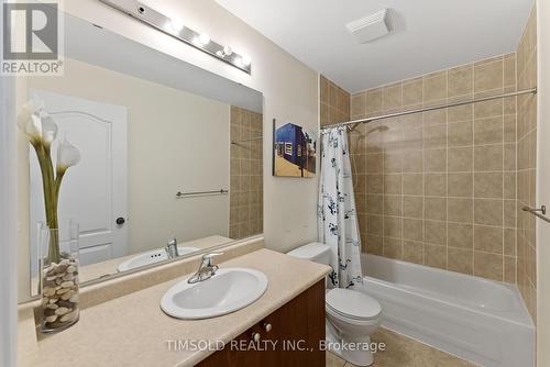 54 Mildenhall Place, Whitby (Brooklin), ON - Indoor Photo Showing Bathroom