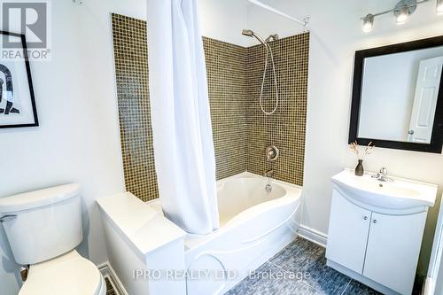 285 Chisholm Avenue, Toronto (Woodbine-Lumsden), ON - Indoor Photo Showing Bathroom