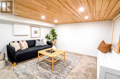 285 Chisholm Avenue, Toronto (Woodbine-Lumsden), ON - Indoor Photo Showing Living Room