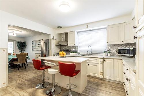 404 Queenston Road, Hamilton, ON - Indoor Photo Showing Kitchen