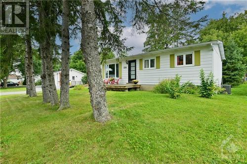 Treed lot! - 254 Gore Street, Almonte, ON - Outdoor