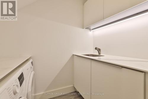 22 Mitchell Avenue, Toronto (Niagara), ON - Indoor Photo Showing Laundry Room