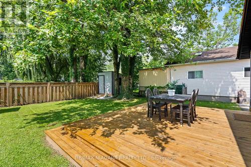 323 Oxford Avenue, Fort Erie (Crystal Beach), ON - Outdoor With Deck Patio Veranda