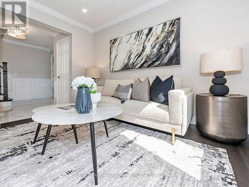 25 Bornholm Drive, Toronto (Rouge), ON - Indoor Photo Showing Living Room