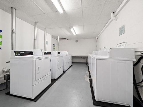 Salle de lavage - 1002-750 Boul. Montpellier, Montréal (Saint-Laurent), QC - Indoor Photo Showing Laundry Room