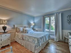 Master bedroom - 