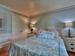 Master bedroom - 