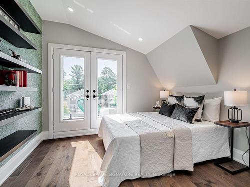 895 Ninth St, Mississauga, ON - Indoor Photo Showing Bedroom