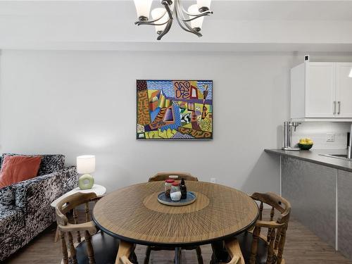 105-1900 Tulsa Rd, Nanaimo, BC - Indoor Photo Showing Dining Room