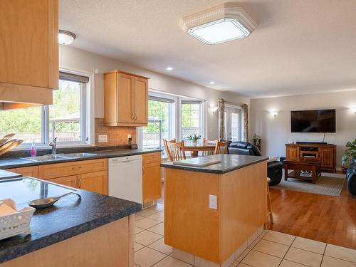 5575 Woodland Cres East, Port Alberni, BC 