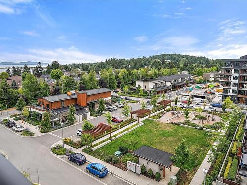 101-2520 Hackett Cres, Central Saanich, BC - Outdoor With View