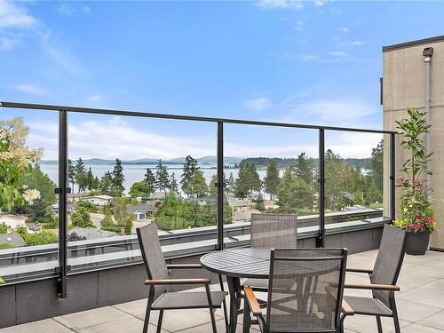 101-2520 Hackett Cres, Central Saanich, BC - Outdoor With Deck Patio Veranda With View With Exterior