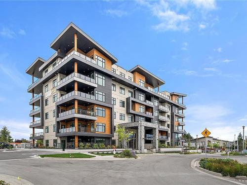 206-2520 Hackett Cres, Central Saanich, BC - Outdoor With Facade