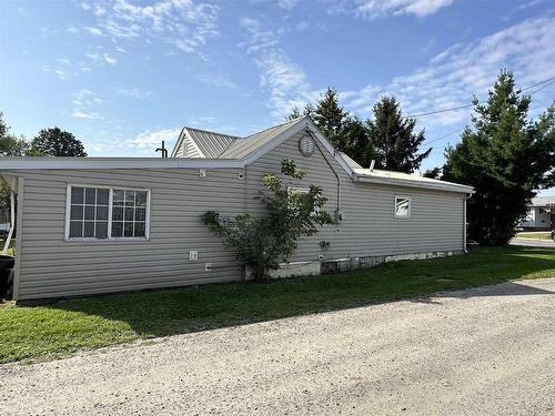 392 Holmes Avenue, Fort Frances, ON - Outdoor With Exterior