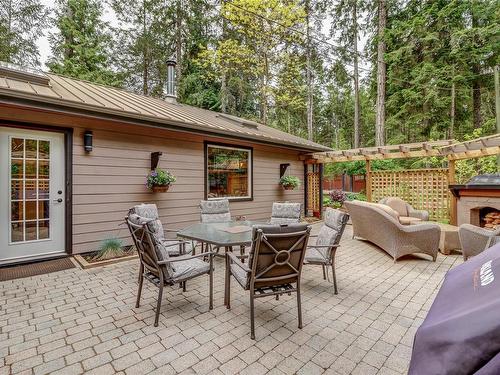 1126 North Rd, Gabriola Island, BC 