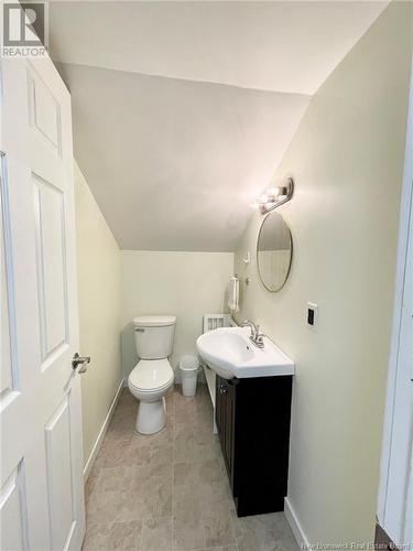 120 King Street, Miramichi, NB - Indoor Photo Showing Bathroom