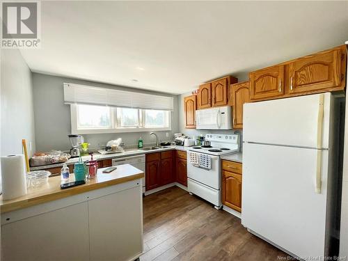 120 King Street, Miramichi, NB - Indoor Photo Showing Kitchen