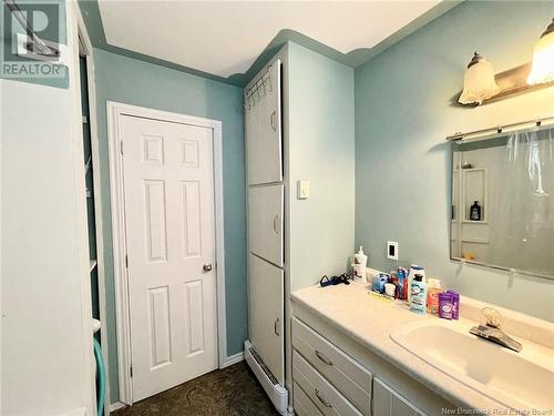 240 Old Station Road, Miramichi, NB - Indoor Photo Showing Bathroom