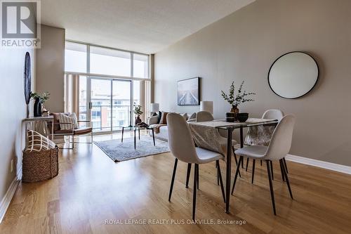 608 - 70 Port Street E, Mississauga (Port Credit), ON - Indoor Photo Showing Dining Room