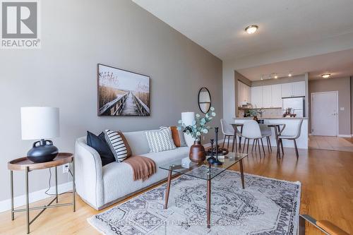 608 - 70 Port Street E, Mississauga (Port Credit), ON - Indoor Photo Showing Living Room