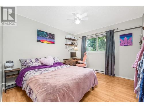 511 Regent Avenue, Enderby, BC - Indoor Photo Showing Bedroom