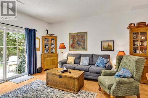 3 Wingett Way, Smith-Ennismore-Lakefield (Lakefield), ON - Indoor Photo Showing Living Room