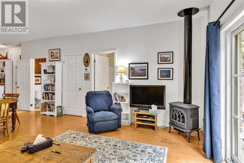 3 Wingett Way, Smith-Ennismore-Lakefield (Lakefield), ON - Indoor Photo Showing Living Room