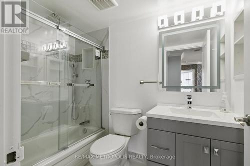 1014 - 1101 Steeles Avenue W, Toronto (Westminster-Branson), ON - Indoor Photo Showing Bathroom