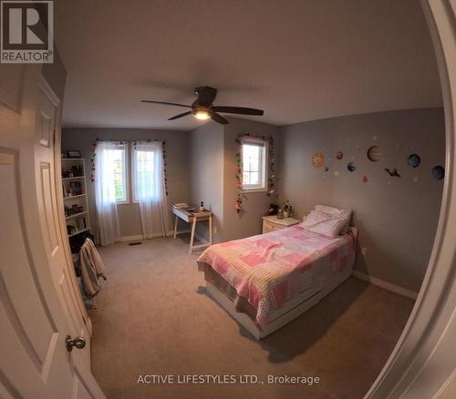 84 Courtney Street, Clarington (Bowmanville), ON - Indoor Photo Showing Bedroom