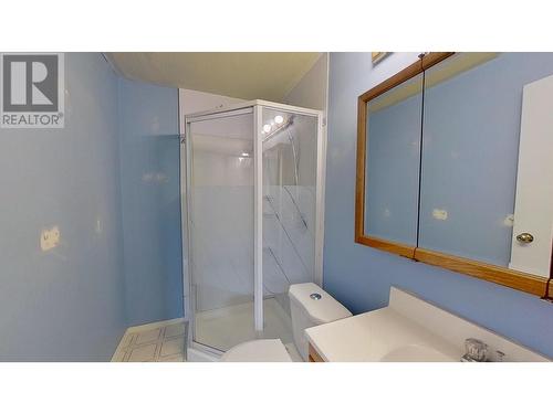 8516 87 Street, Fort St. John, BC - Indoor Photo Showing Bathroom