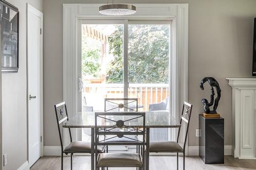 567 Kingswood Place, Burlington, ON - Indoor Photo Showing Dining Room