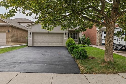 71 Stonepine Crescent, Hamilton, ON - Outdoor With Facade