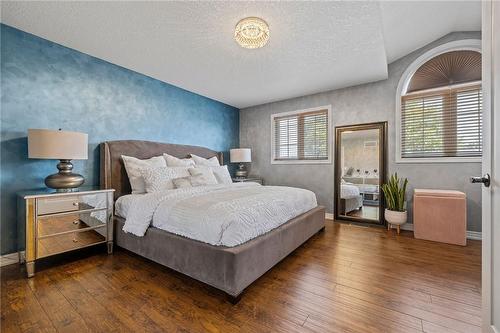 71 Stonepine Crescent, Hamilton, ON - Indoor Photo Showing Bedroom