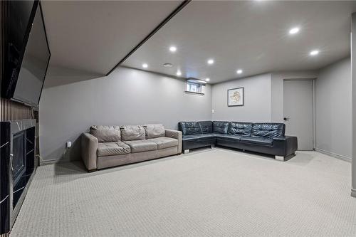 71 Stonepine Crescent, Hamilton, ON - Indoor Photo Showing Other Room