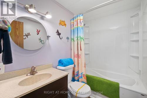 1 Coburn Drive, Otonabee-South Monaghan, ON - Indoor Photo Showing Bathroom