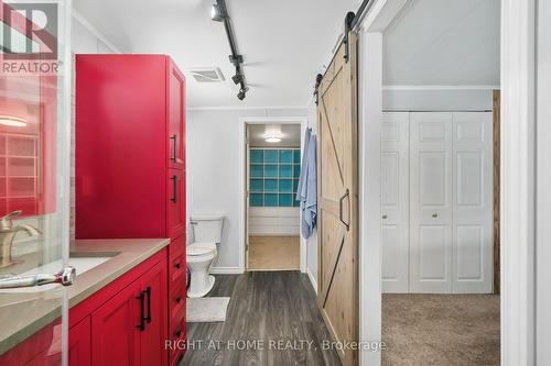 1 Coburn Drive, Otonabee-South Monaghan, ON - Indoor Photo Showing Bathroom