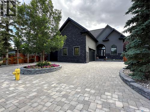 3035 Quinn Drive, Regina, SK - Outdoor