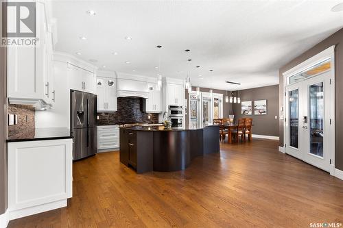 3035 Quinn Drive, Regina, SK - Indoor Photo Showing Kitchen With Upgraded Kitchen