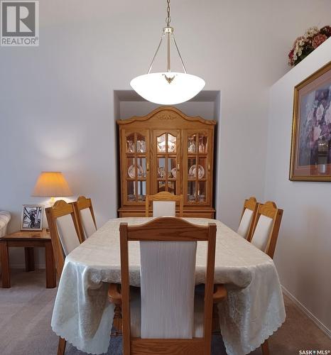 234 Sumner Crescent, Saskatoon, SK - Indoor Photo Showing Dining Room