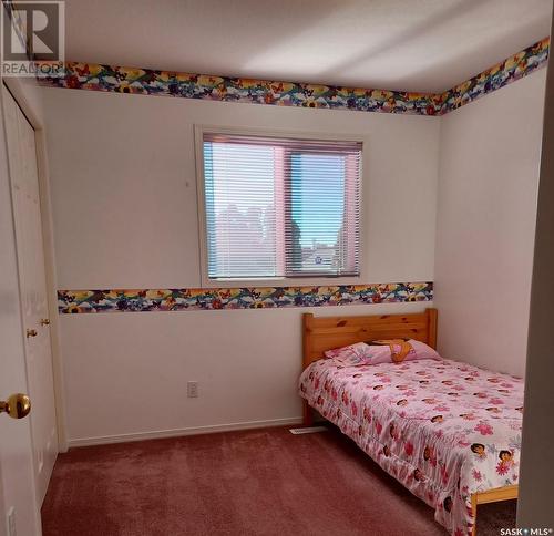 234 Sumner Crescent, Saskatoon, SK - Indoor Photo Showing Bedroom