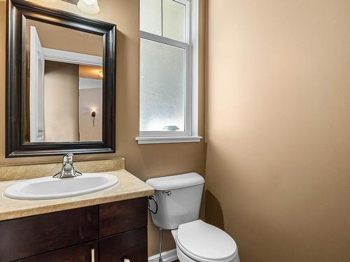 1883 Primrose Cres, Kamloops, BC - Indoor Photo Showing Bathroom