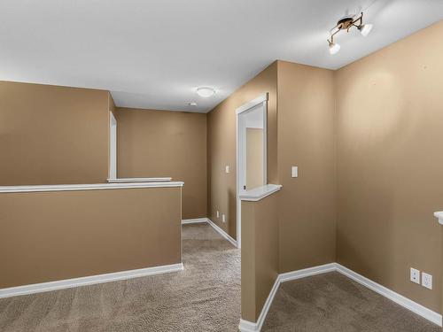 1883 Primrose Cres, Kamloops, BC - Indoor Photo Showing Other Room