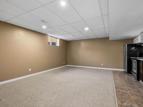 1883 Primrose Cres, Kamloops, BC - Indoor Photo Showing Other Room