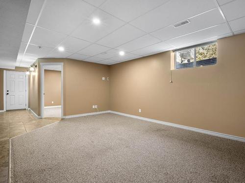 1883 Primrose Cres, Kamloops, BC - Indoor Photo Showing Basement